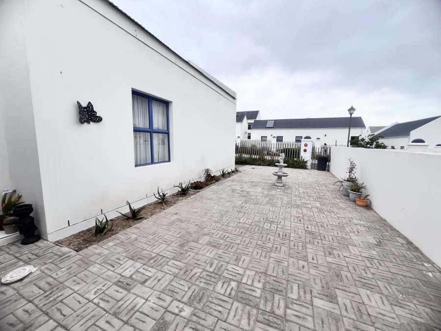 3 Bedroom Property for Sale in Blue Lagoon Western Cape